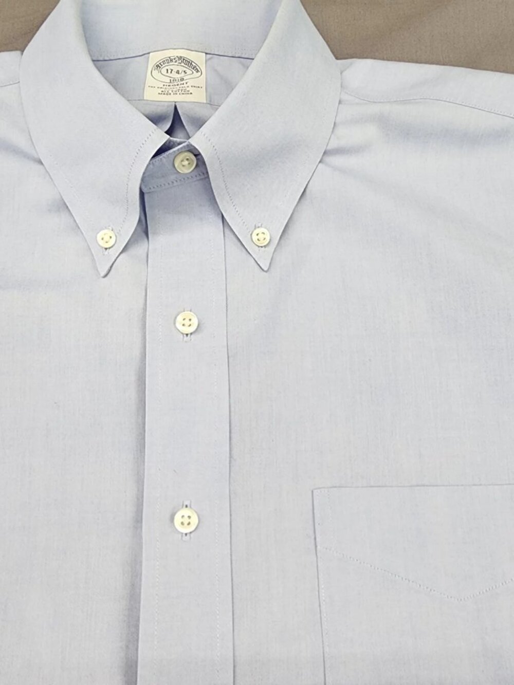 Brooks Brothers Regent Fit Dress Shirt Mens 17 34/35 Light Blue Non Iron Cotton